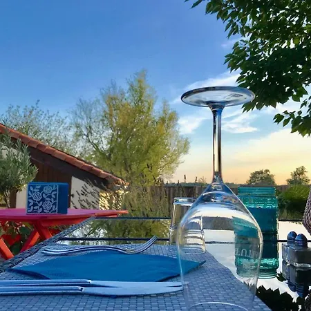 ゲストハウス Chambres D'hotes / Le Plantis